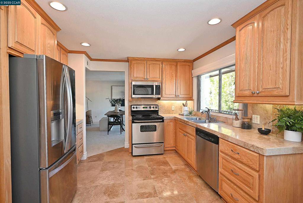 Walnut Creek, CA 94595,1805 Ptarmigan Dr #1A