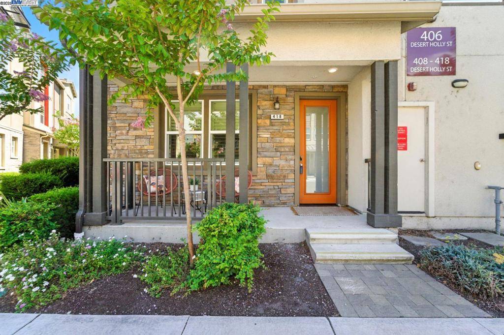 Milpitas, CA 95035,418 Desert Holly St