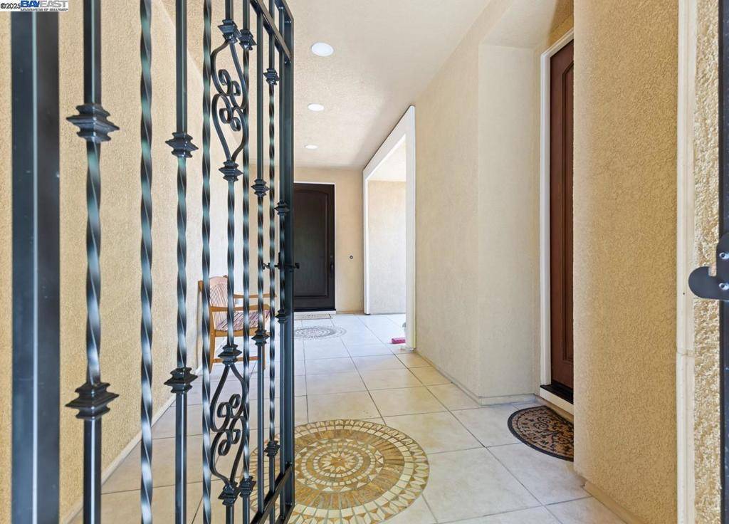 San Ramon, CA 94582,7563 Balmoral Way