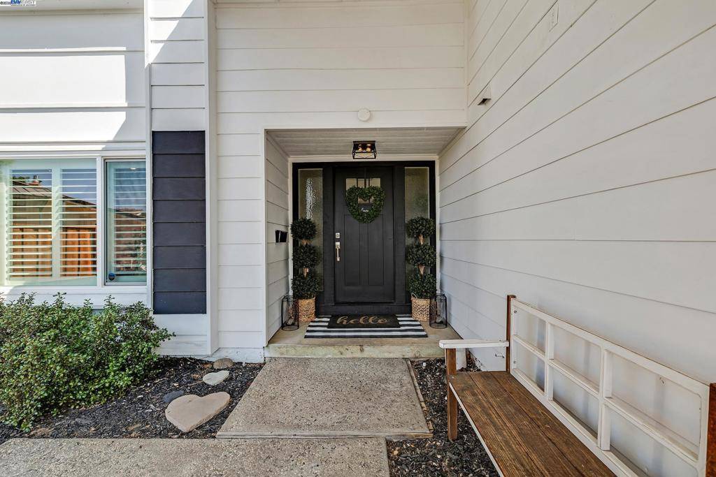 Livermore, CA 94550,2157 Farmington Pl