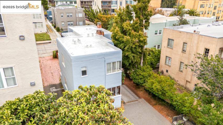 Berkeley, CA 94709,1682 Oxford St