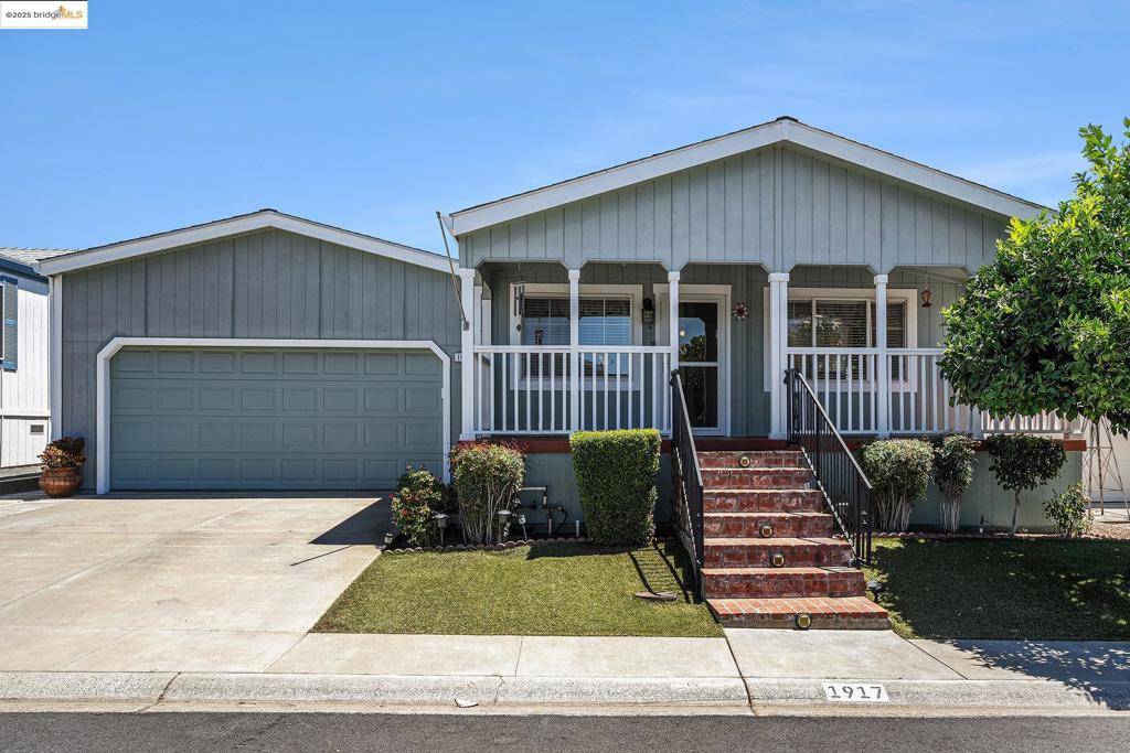 Antioch, CA 94509,1917 Geneva Ln