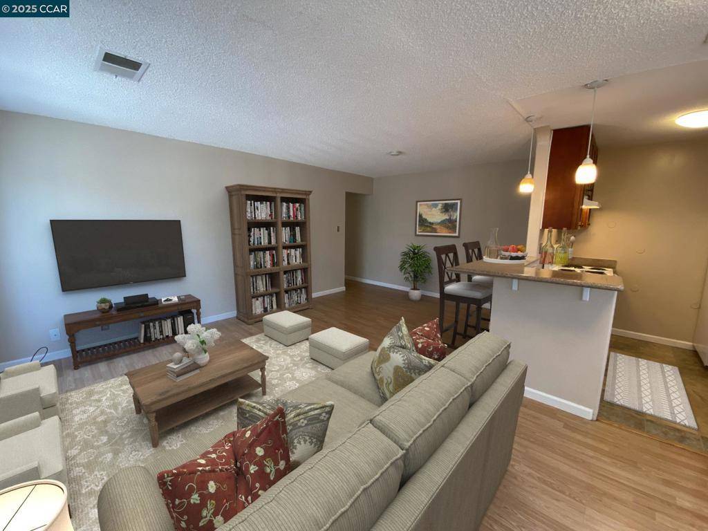 Antioch, CA 94509,2118 Peppertree Way #4