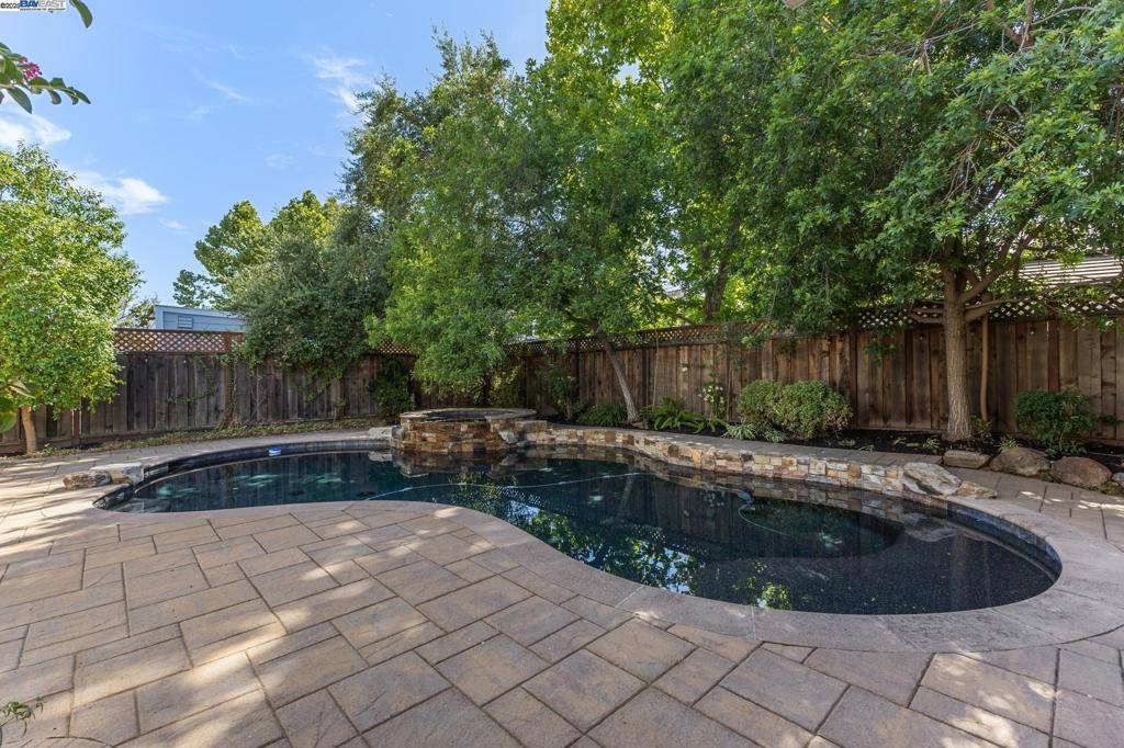 Pleasanton, CA 94566,5531 Calico Ln
