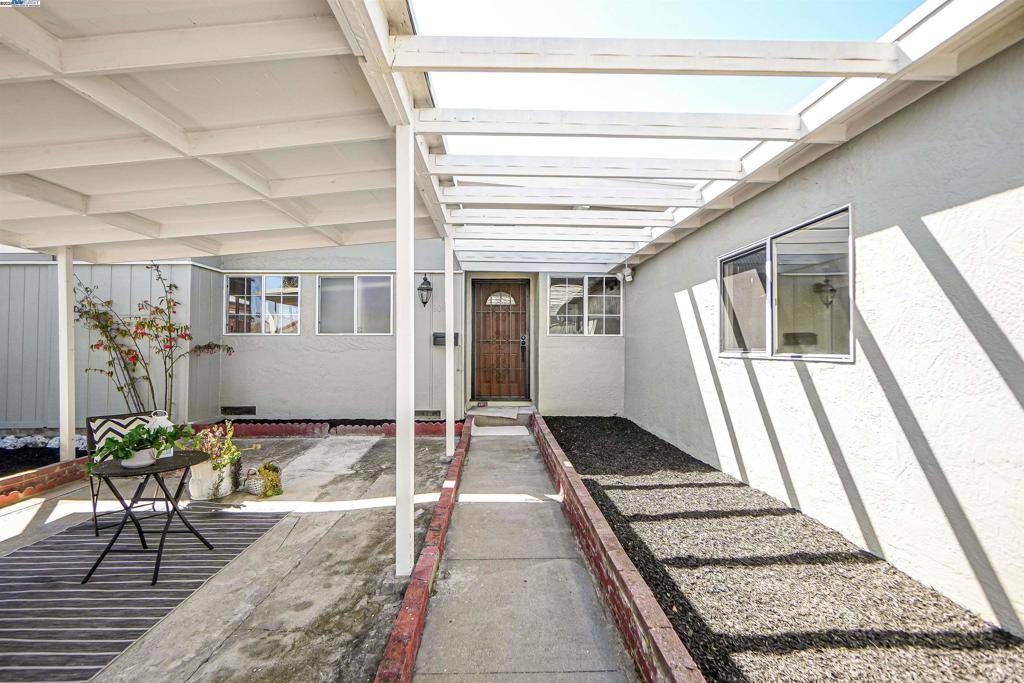 Hayward, CA 94541,804 Bluefield Ln