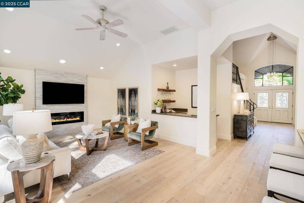 Danville, CA 94506,3363 Deer Hollow Dr