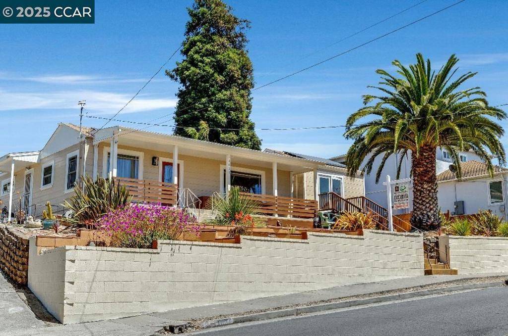 El Cerrito, CA 94530,1034 Navellier St