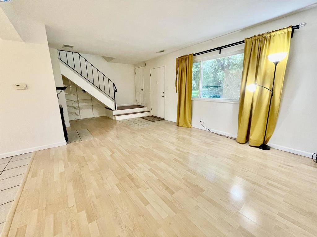 San Lorenzo, CA 94580,Address not disclosed