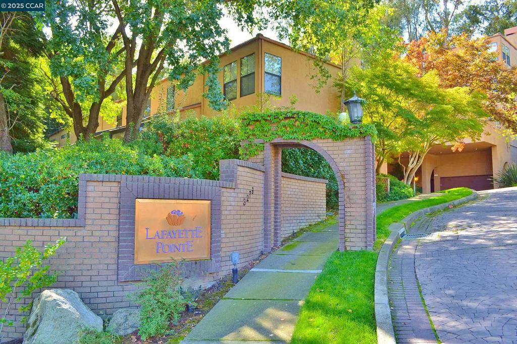Lafayette, CA 94549,3279 Mt Diablo Ct