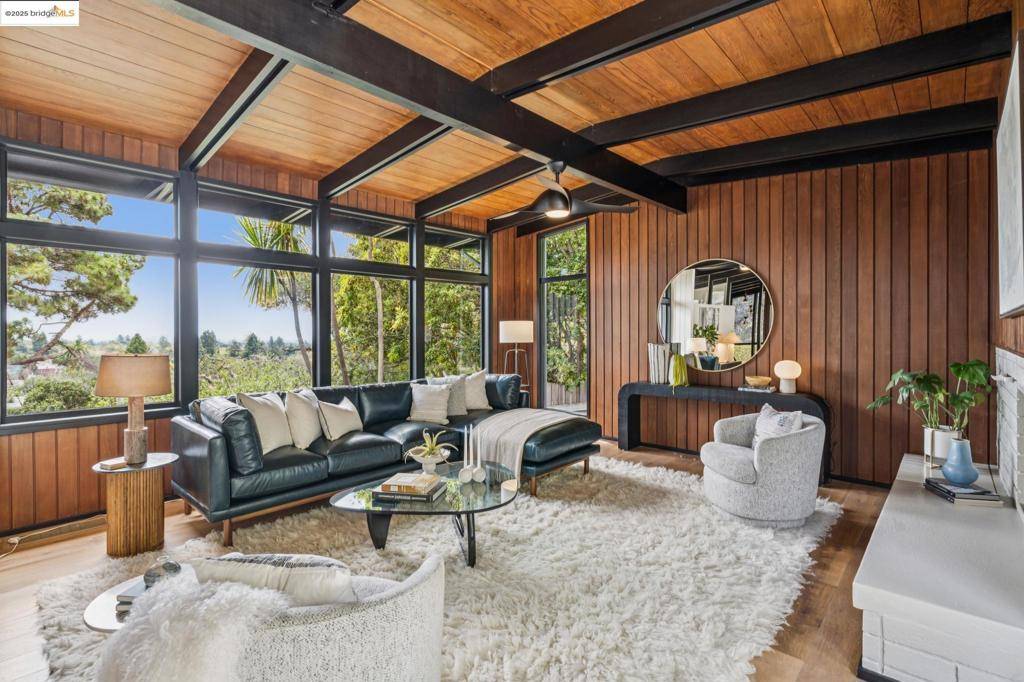 Berkeley, CA 94707,1910 Yosemite Rd