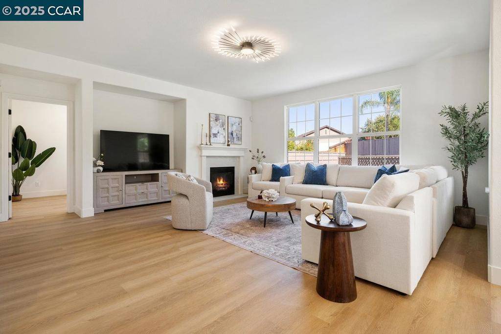 Tracy, CA 95304,1898 Bayonne Ct