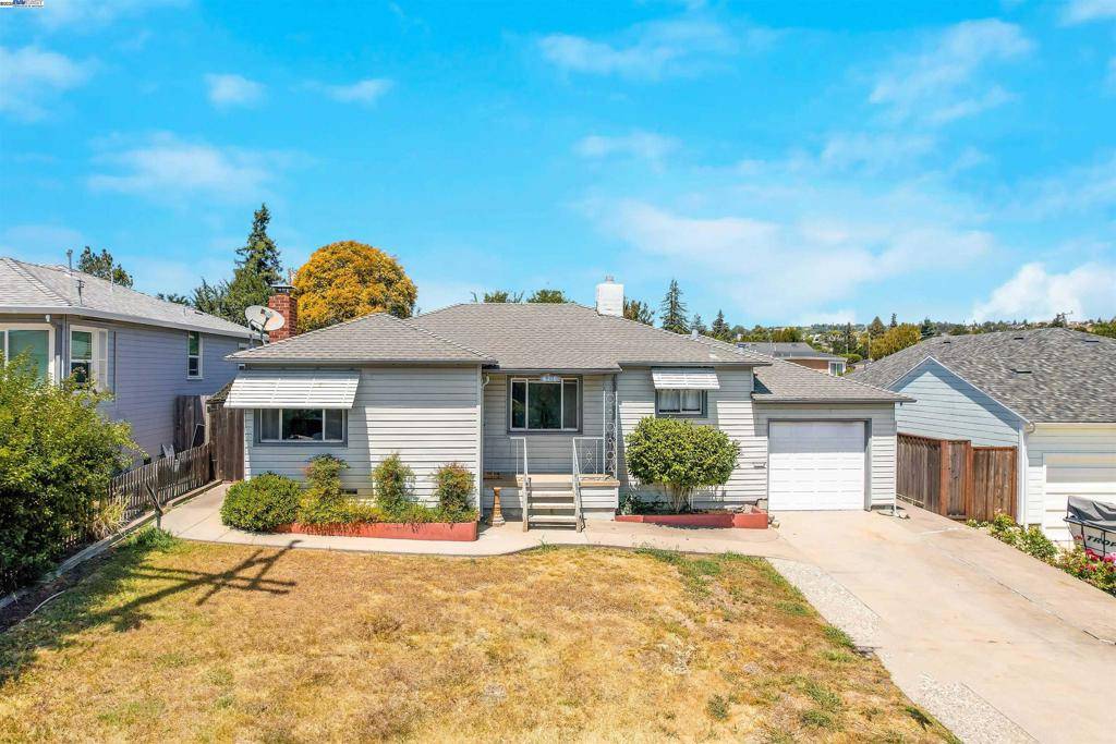 Castro Valley, CA 94546,4216 Gem Ave
