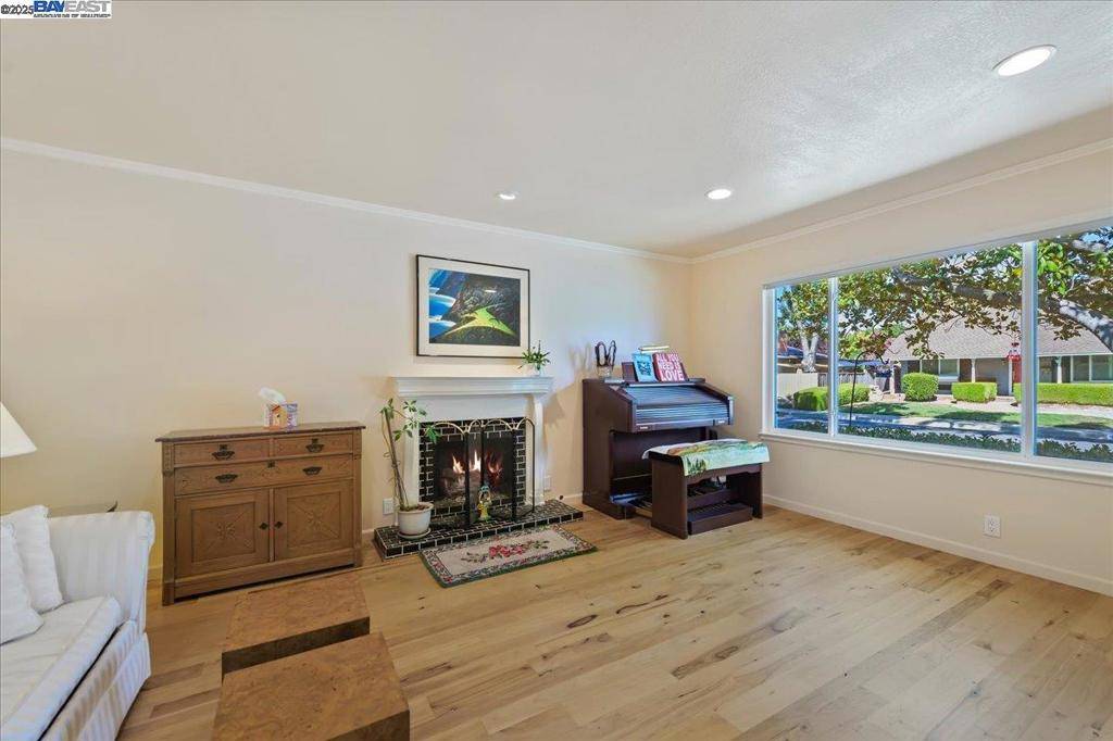 Pleasanton, CA 94566,1834 Brooktree Way