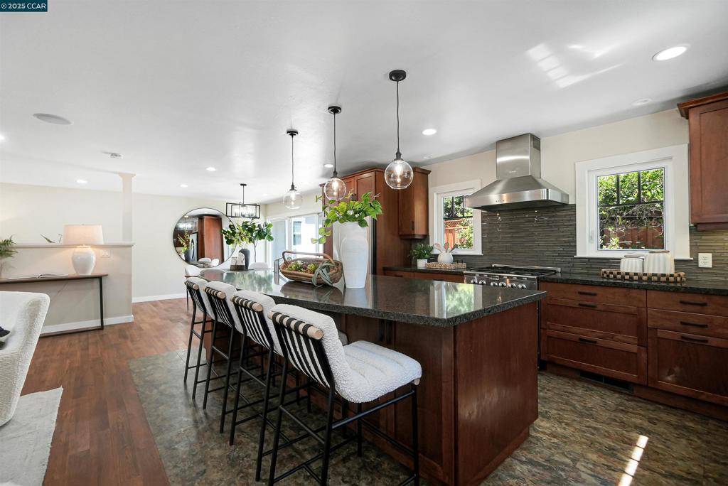 Walnut Creek, CA 94598,2501 Biscay Way