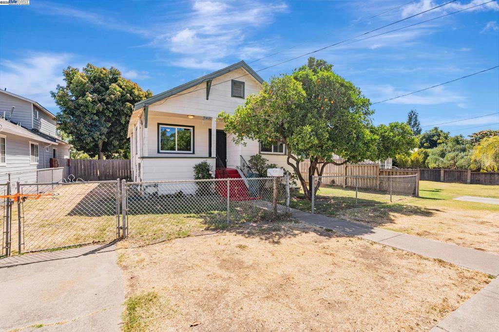Fremont, CA 94536,37373 3rd St