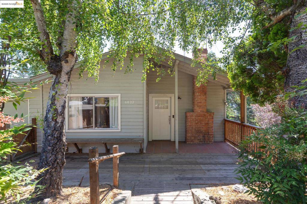 Oakland, CA 94611,6022 Merriewood Dr