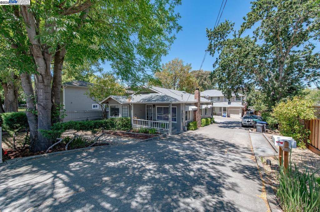 Pleasanton, CA 94566,3939 Vineyard Ave