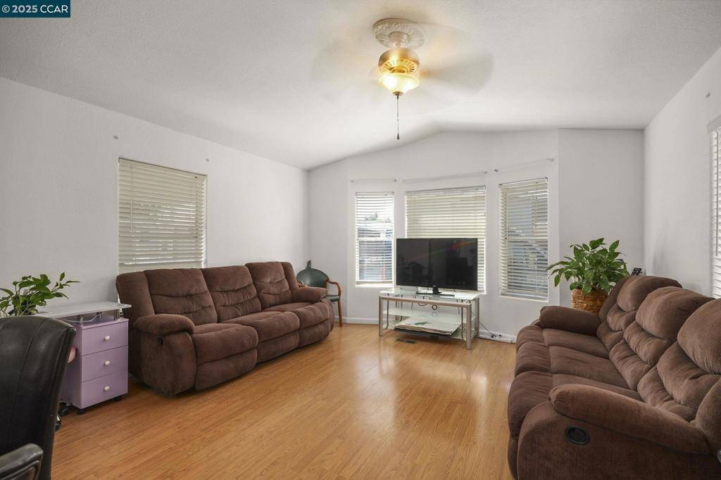 Bay Point, CA 94565,55 Pacifica Ave