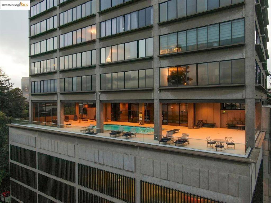 Oakland, CA 94610,565 Bellevue Ave. #1502