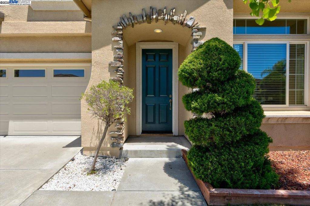 Dublin, CA 94568,5615 Applegate Way