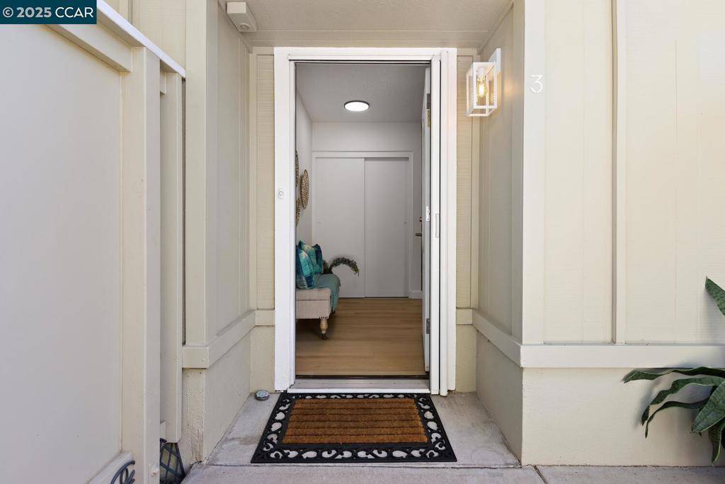 Walnut Creek, CA 94595,2251 Tice Creek Dr #3