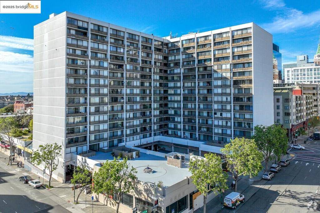 Oakland, CA 94607,801 Franklin St #205