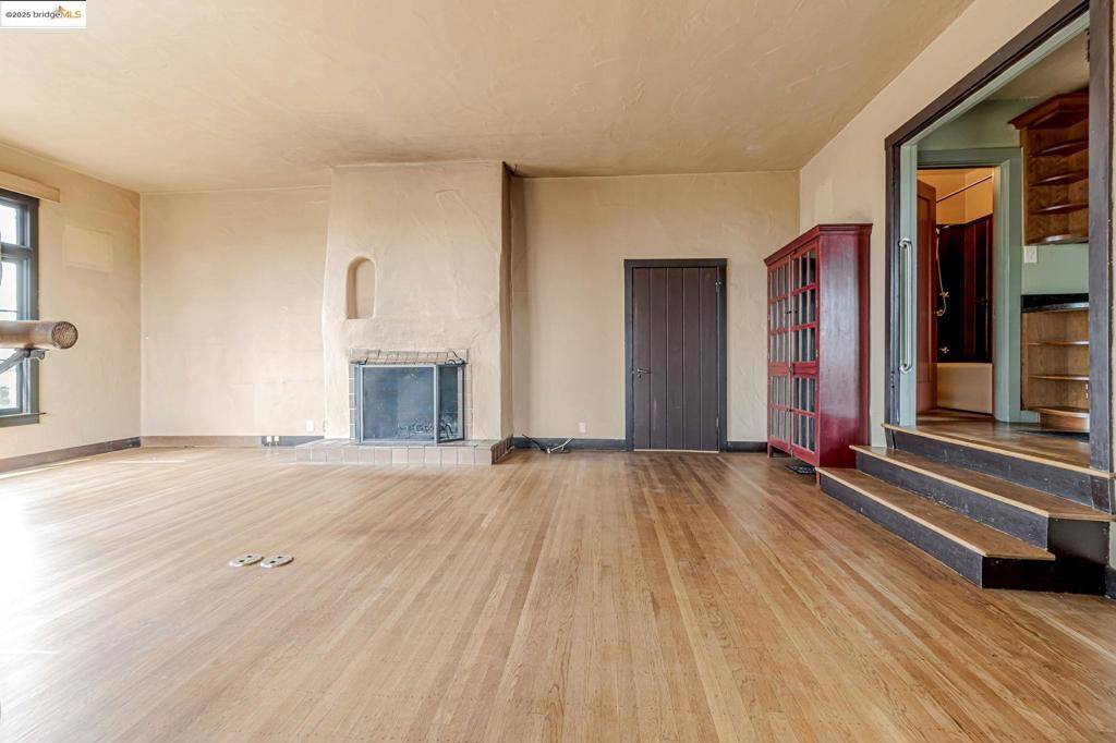 Berkeley, CA 94708,2517 Cedar St