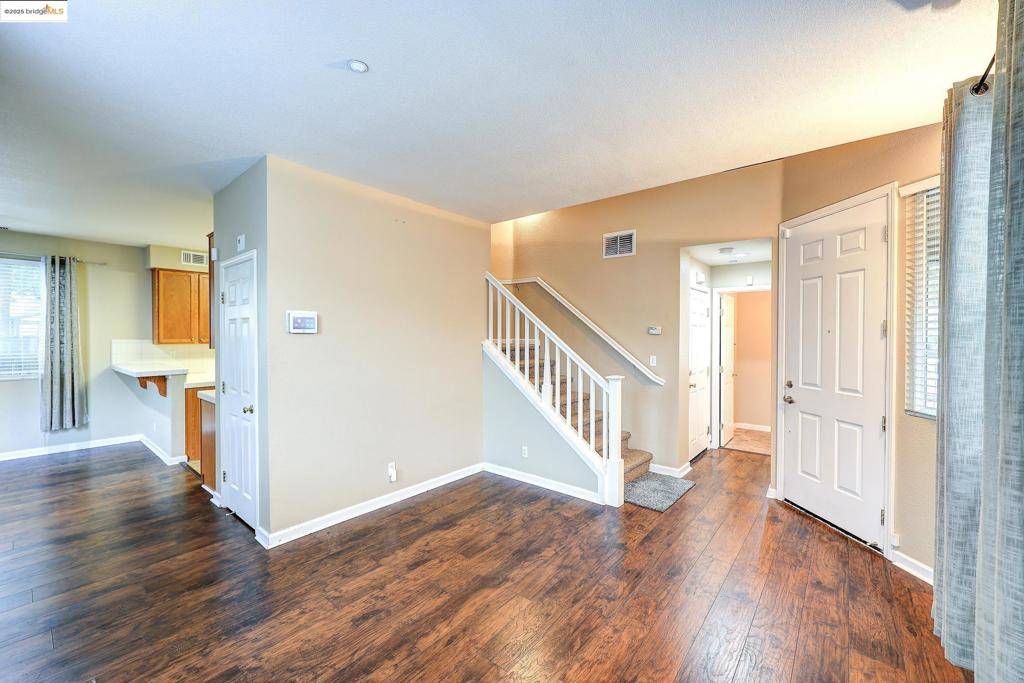 Brentwood, CA 94513-9999,220 WHISPERING OAKS COURT