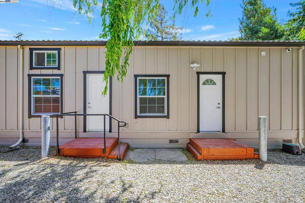 Sebastopol, CA 95472,3920 Gravenstein Hwy