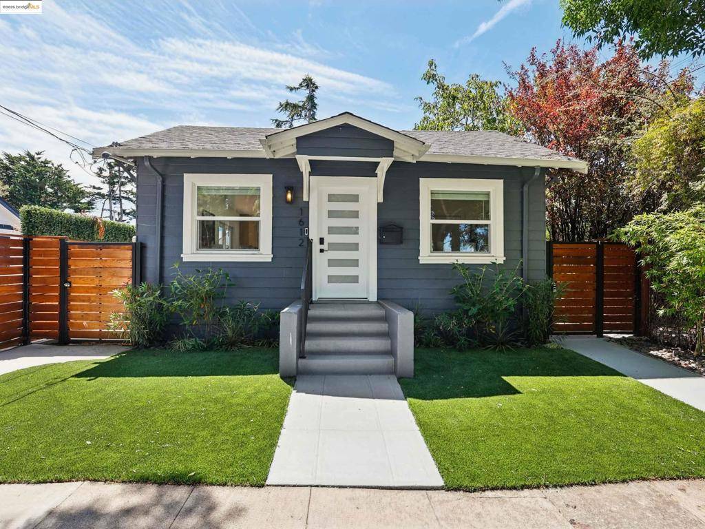 Berkeley, CA 94703,1612 Carleton St