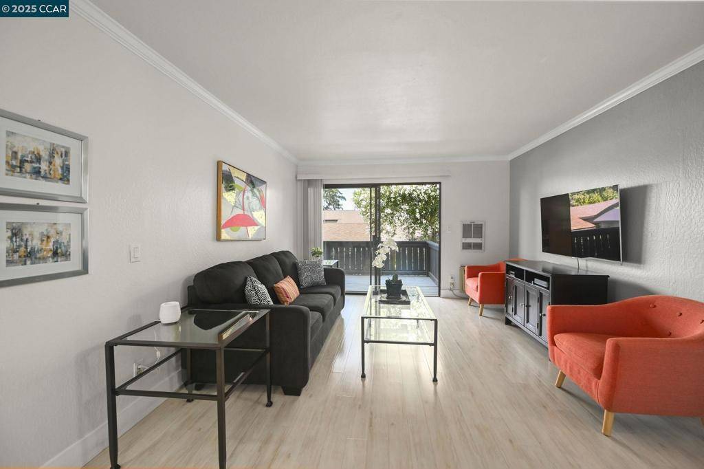 Walnut Creek, CA 94598,1411 Marchbanks Dr #2
