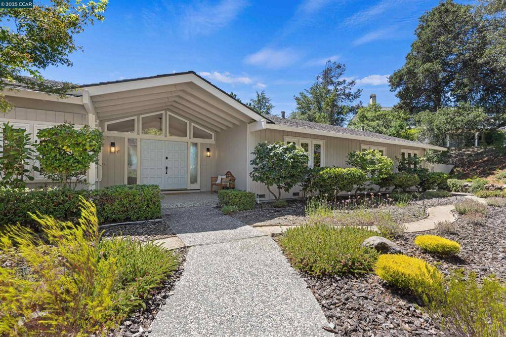 Moraga, CA 94556,11 Breck Ct