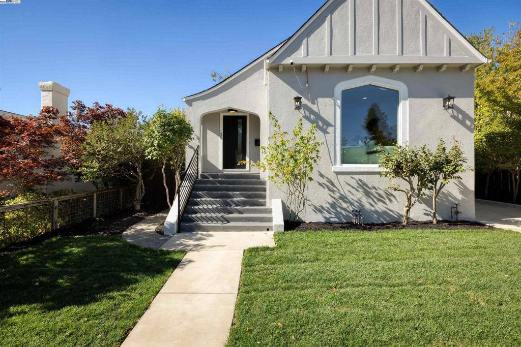 San Anselmo, CA 94960-1508,135 Morningside Drive