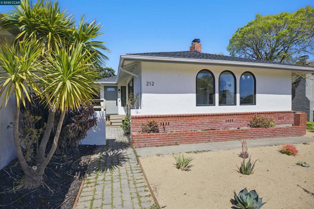 South San Francisco, CA 94080,212 Indio Dr