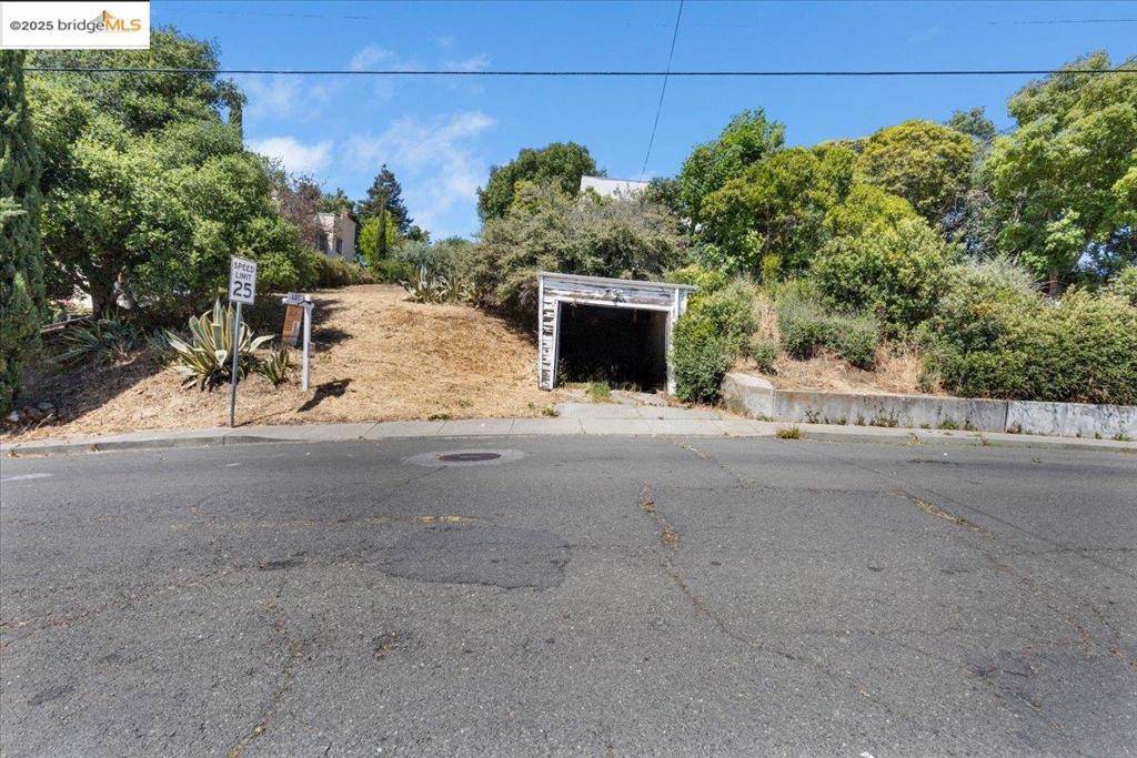 Vallejo, CA 94590,516 Hichborn Street