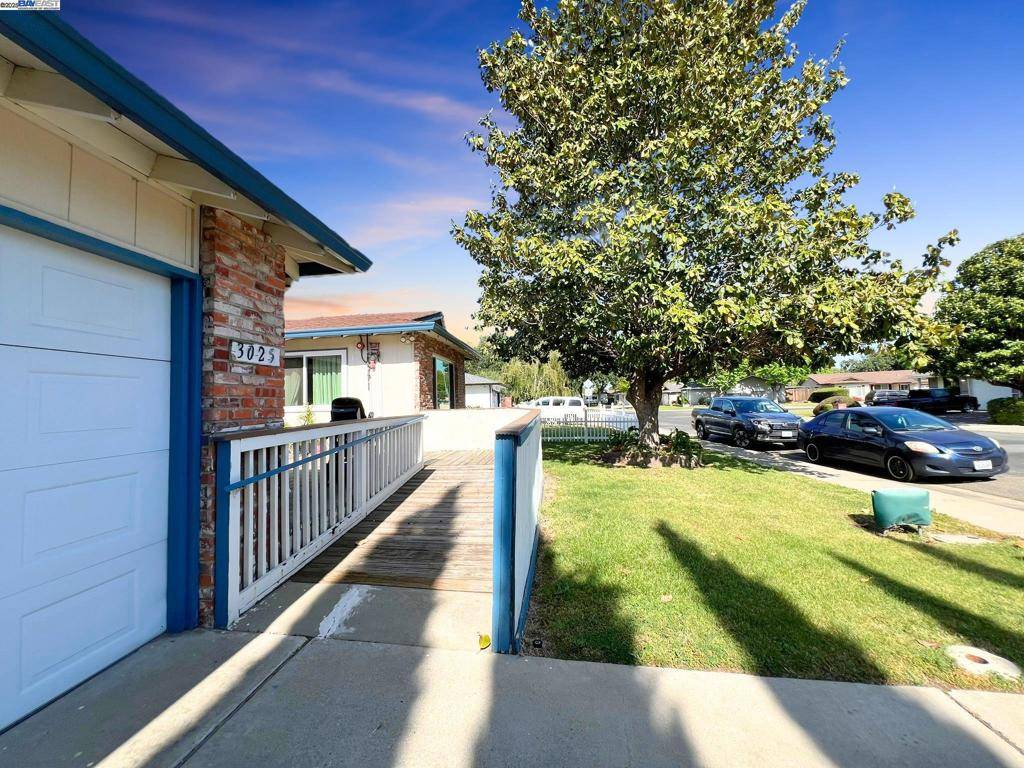 Stockton, CA 95209,3025 Monticello Dr