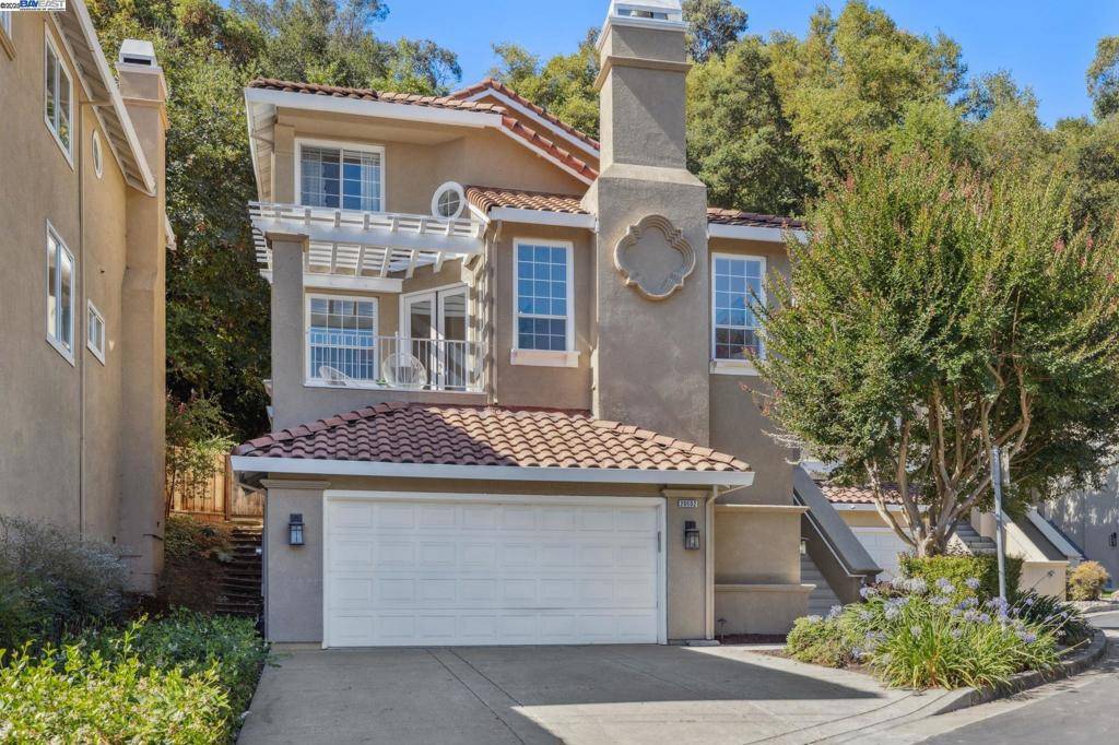 Castro Valley, CA 94552,20602 Crow Creek Rd