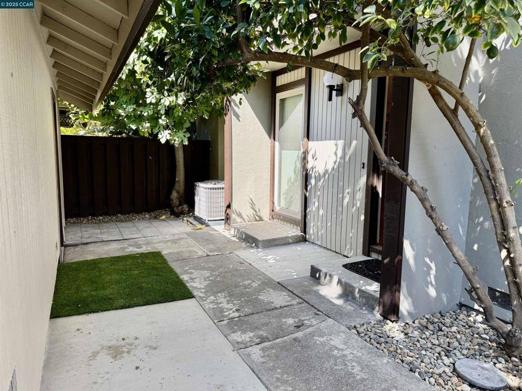 Walnut Creek, CA 94598,1564 Candelero Drive