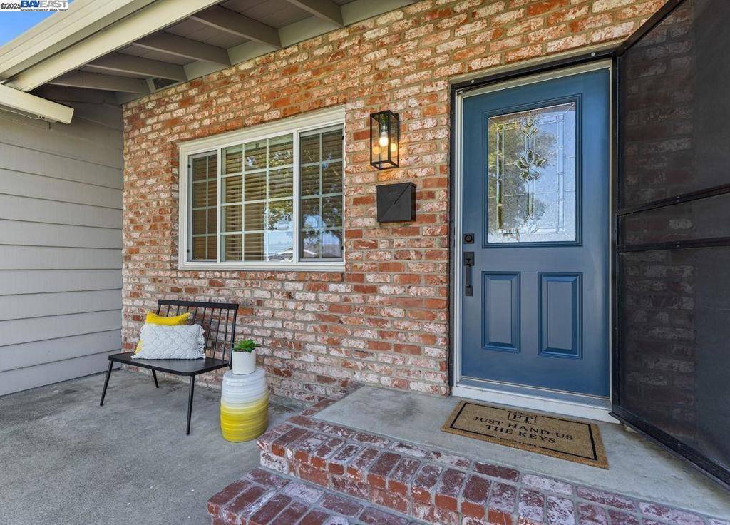 Dublin, CA 94568,8460 Valencia St