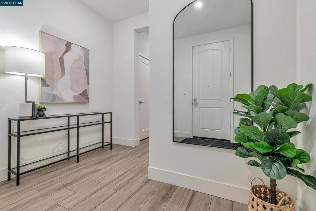 San Ramon, CA 94583,39103 Via Vicenza