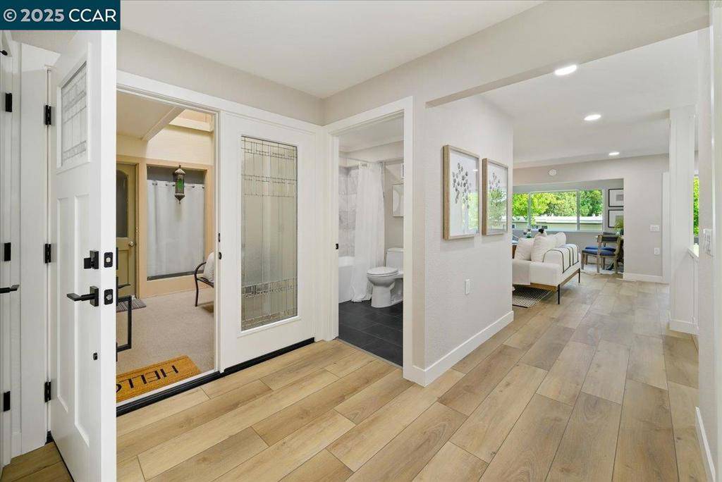 Walnut Creek, CA 94595,2601 Pine Knoll Dr #4