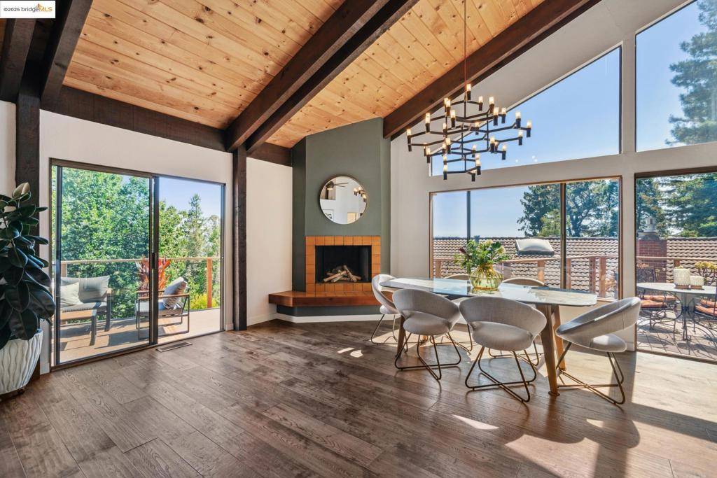 Oakland, CA 94602,4844 Trinidad Ave