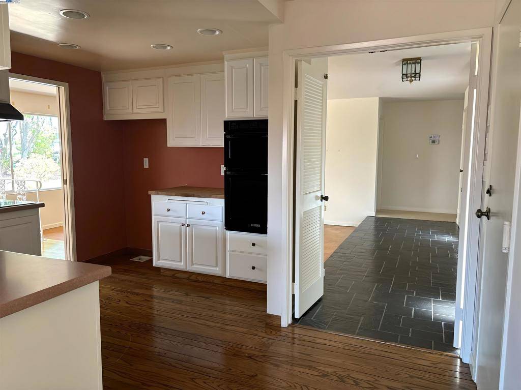 Pleasanton, CA 94566,1230 Concord St