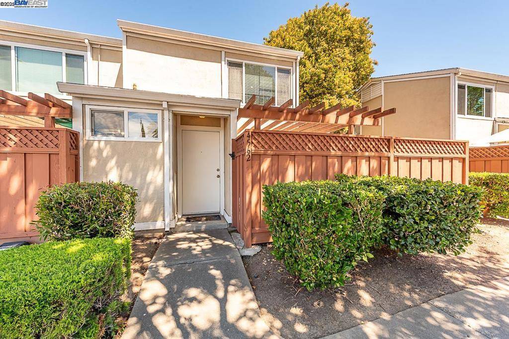 Fremont, CA 94538,4562 Deerfield Ter