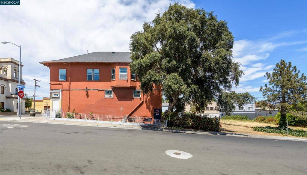 Vallejo, CA 94590,900 Marin St