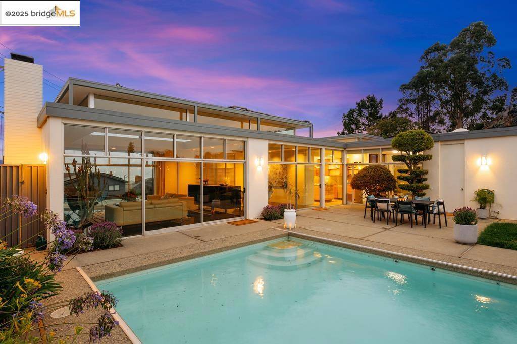 El Cerrito, CA 94530,7145 View Ave