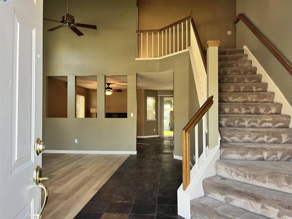 Tracy, CA 95376,480 Krider Ct