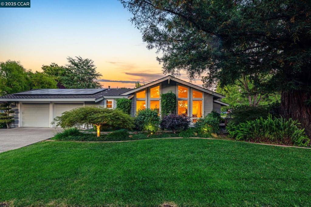 Alamo, CA 94507,1023 White Gate Rd