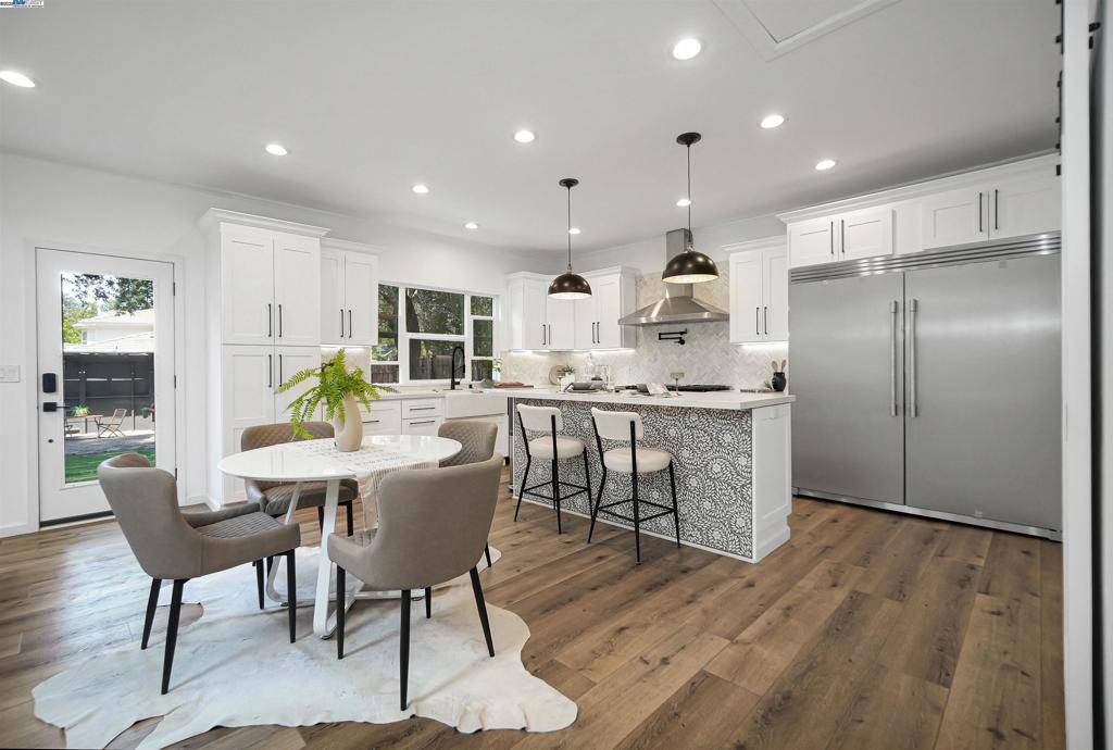 Walnut Creek, CA 94595,250 Castle Hill Ranch Rd