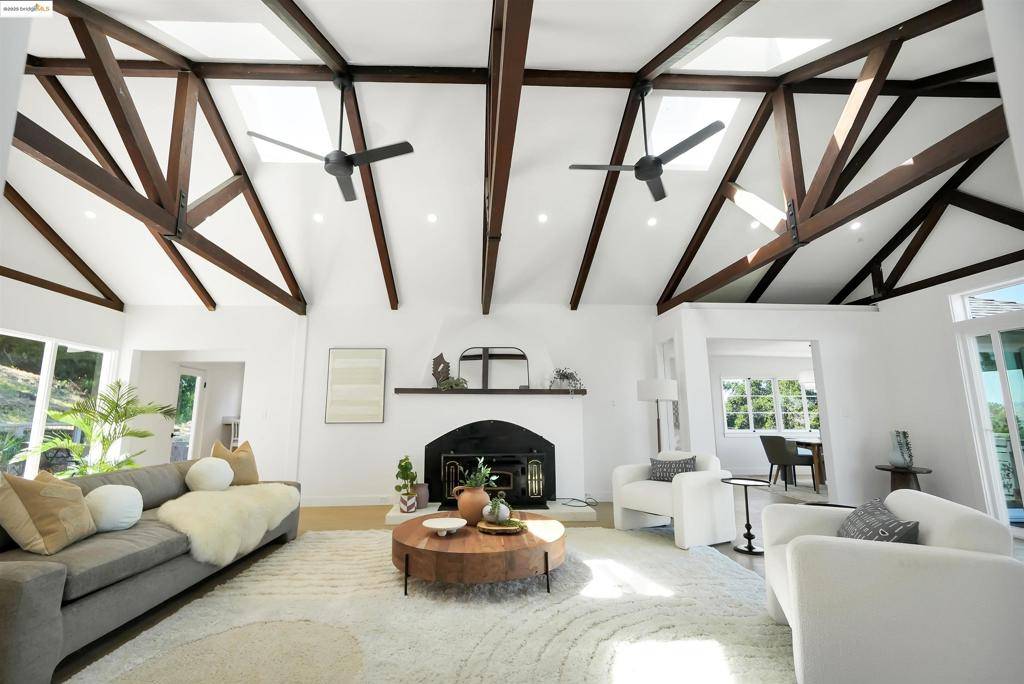 Pleasanton, CA 94566,102 Castlewood